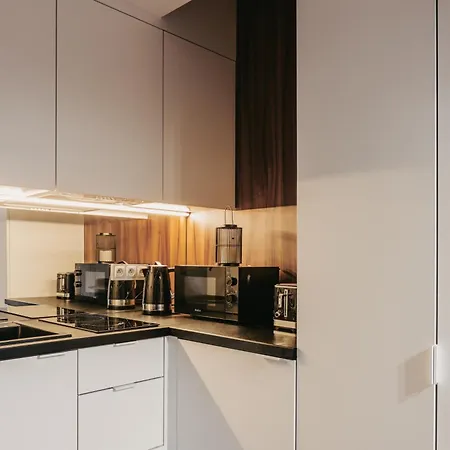 Free Parking, Center, Stadium