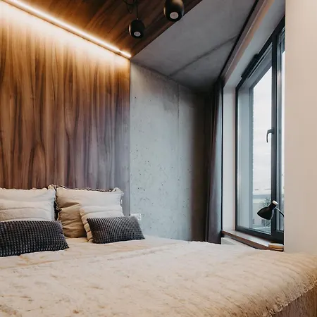 Free Parking, Center, Stadium *